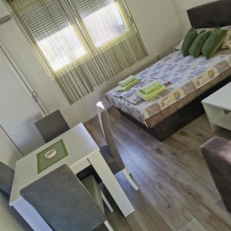 Apartmani Manila, Terme-Popust, Akva Park-Popust, Garazno Mesto Vrnjačka Banja Екстериор снимка