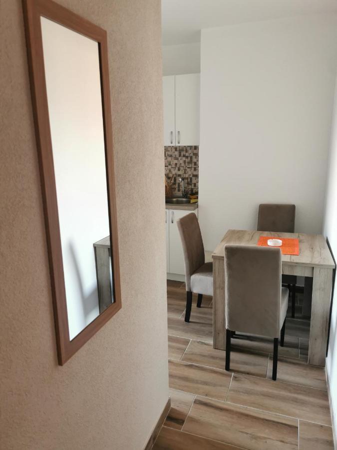 Apartmani Manila, Terme-Popust, Akva Park-Popust, Garazno Mesto Vrnjačka Banja Екстериор снимка